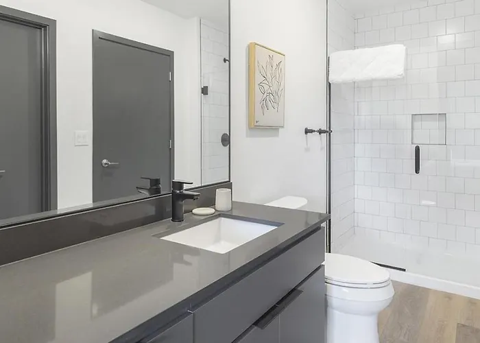 Landing Modern With Amazing Amenities Scottsdale